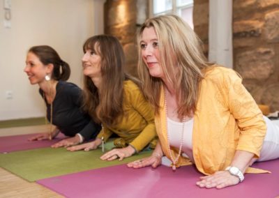 Yoga Matsyendra Lehrerinnen