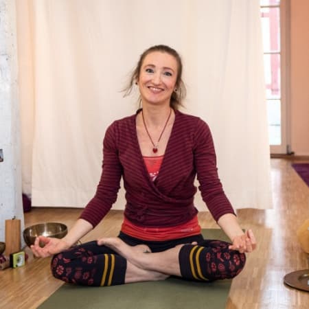 Daniel Arnold Yoga